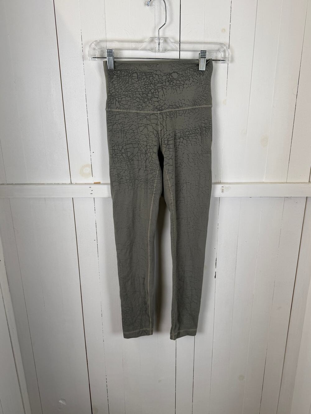 Lululemon Gray Ankle Leggings Size 2 Nylon Pre-Owned